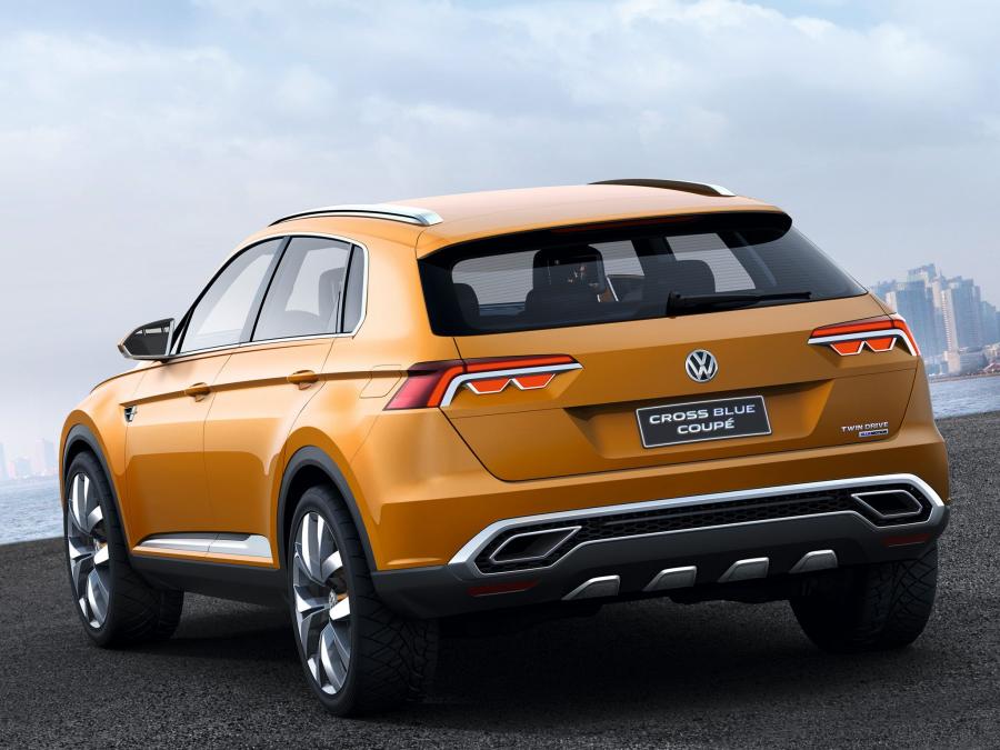  Volkswagen CrossBlue Coupe Concept 2013 года  (фото 3 из 25)